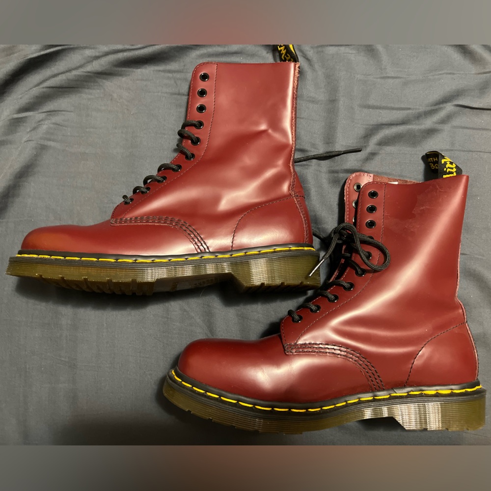 Doc Martens boots ladies size 9